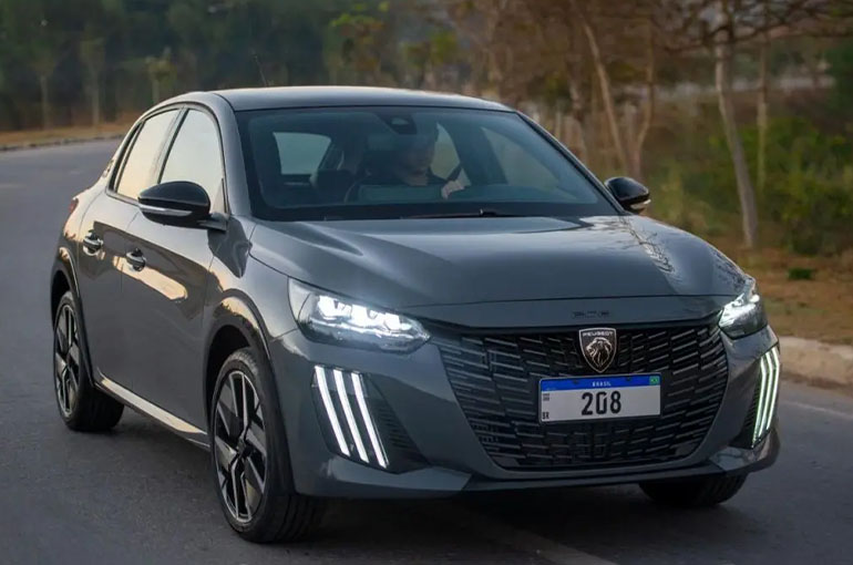 Híbridos flex da Peugeot serão lançados em setembro